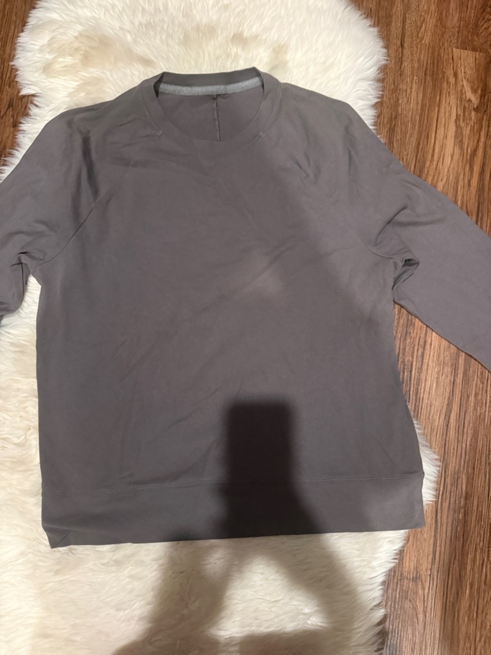 Men’s Lululemon Crewneck - size med/large